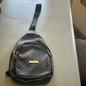 NEW crossbody bag. Took out of bag for pics.
